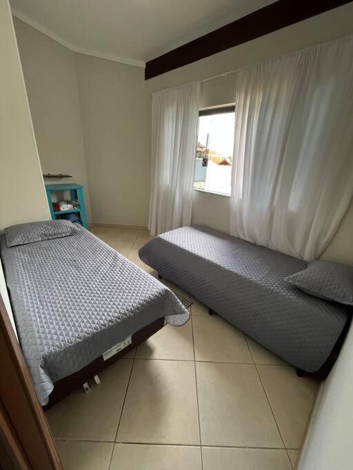 Casa Com Piscina Em Condominio Fechado Águas de Lindóia エクステリア 写真
