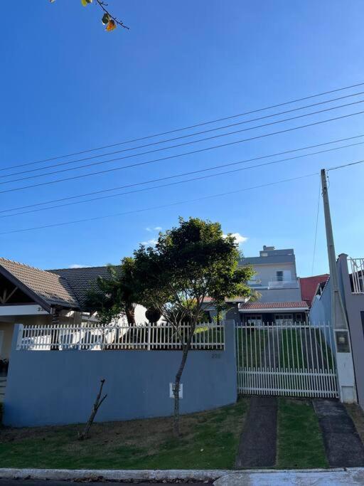 Casa Com Piscina Em Condominio Fechado Águas de Lindóia エクステリア 写真
